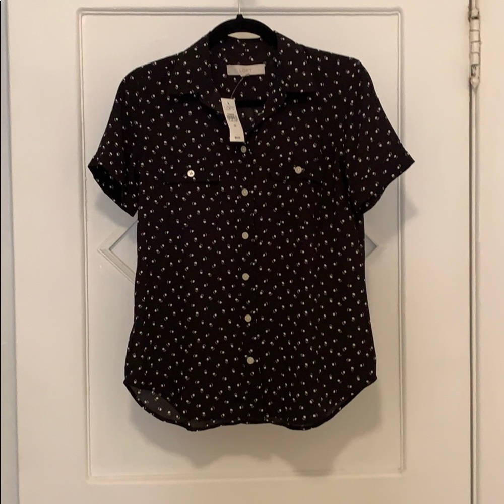 Short sleeve black button down with white print